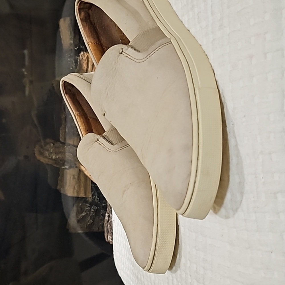 Frye Flat Slip-Ons Size 8